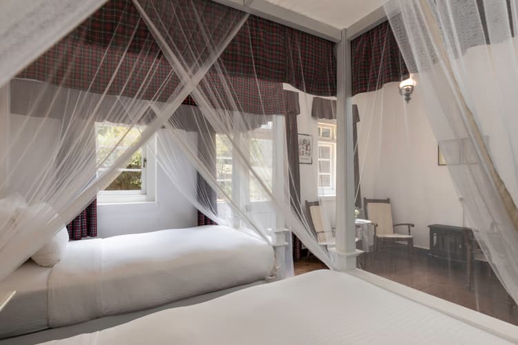 Shangri-La Hotel